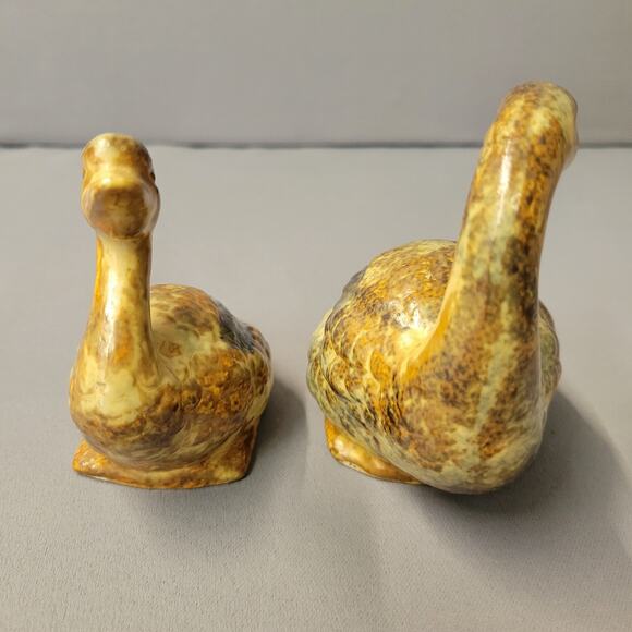Vintage Set Ceramic Geese Figurines Brown Goose Decor Japan Nick-Nak 3.75" - Picture 2 of 10